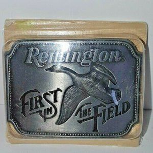 VINTAGE 80's REMININGTON FIRST IN THE FIEL…